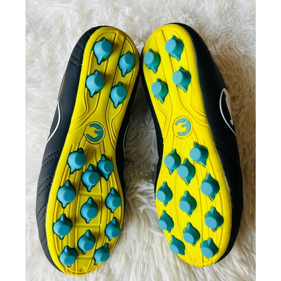 ProCat Size 2 Pitch Soccer Cleat - Picture 7 of 8